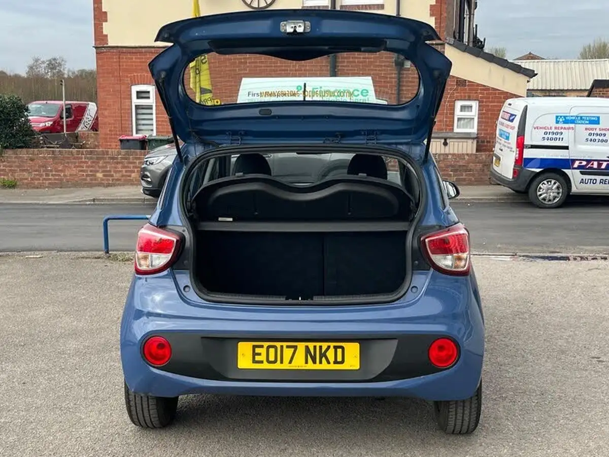 2017-hyundai-i10-12-se-big-10
