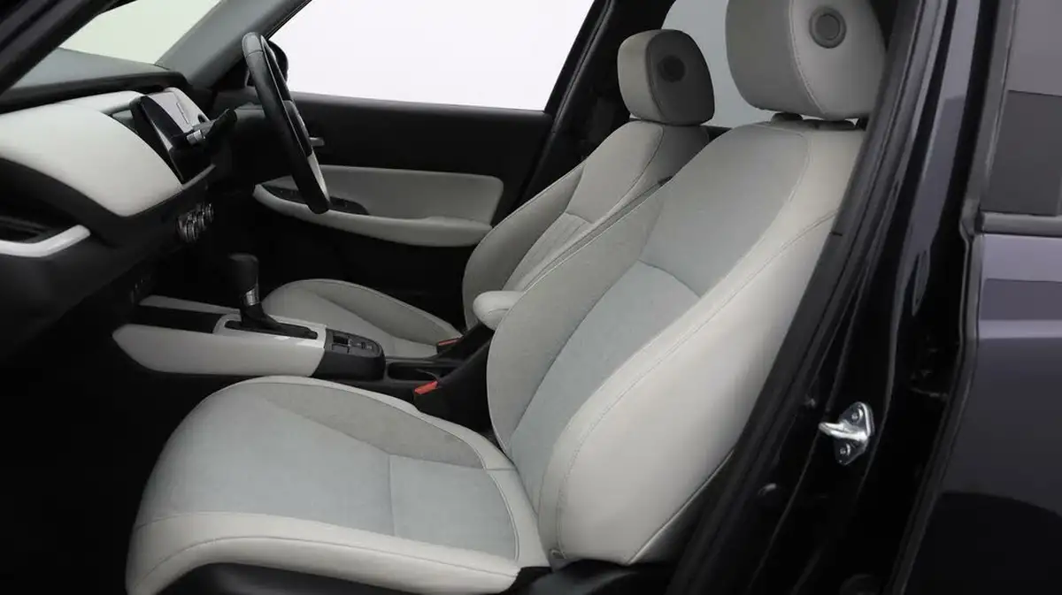 2022-honda-jazz-15-i-mmd-ex-107ps-big-13