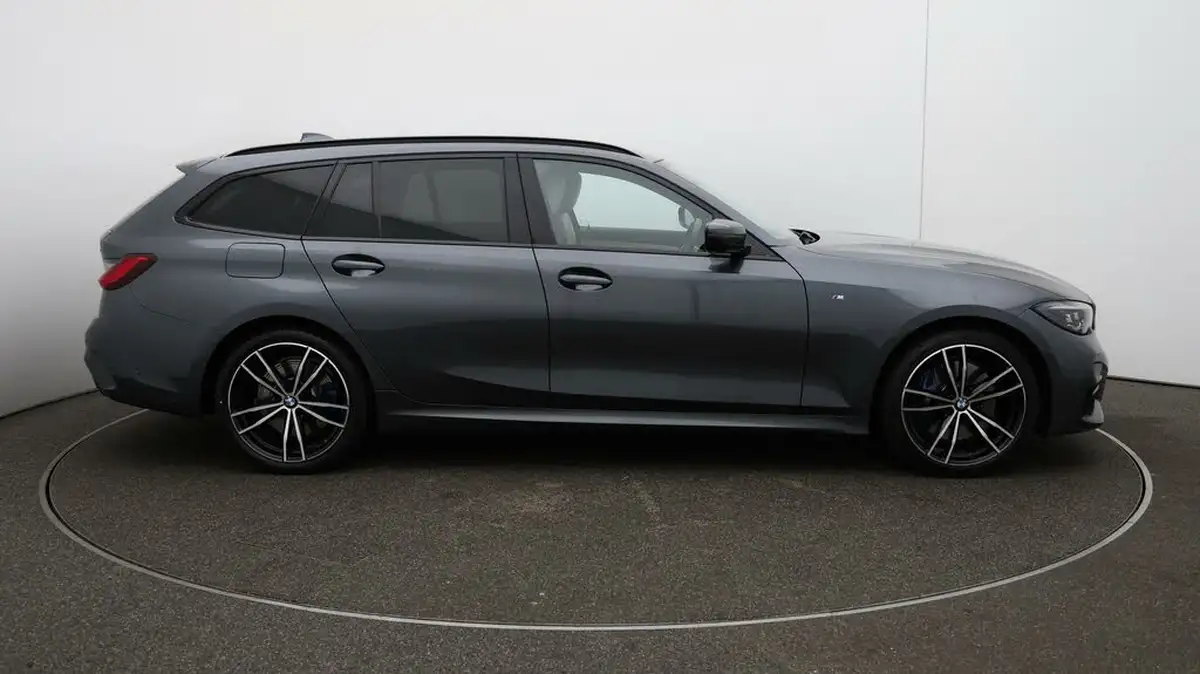 2021-bmw-3-series-20-330e-m-sport-touring-5d-big-41