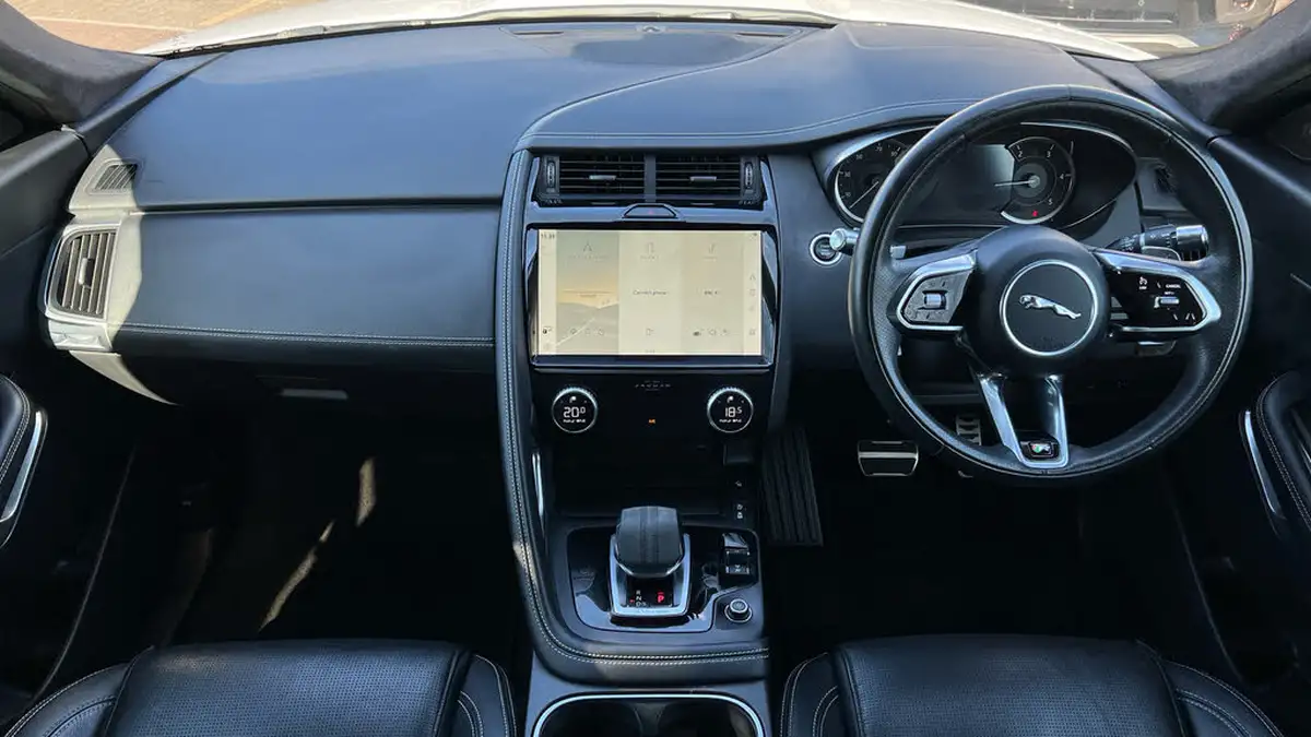 2021-jaguar-e-pace-20-d165-r-dynamic-black-big-8