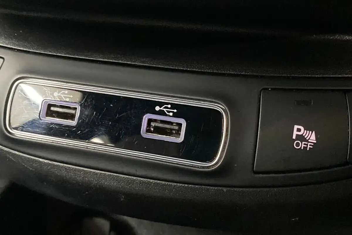 2021-fiat-500x-10-firefly-turbo-sport-big-27