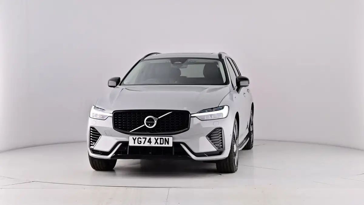 2024-volvo-xc60-20-t8-ultimate-dark-big-55