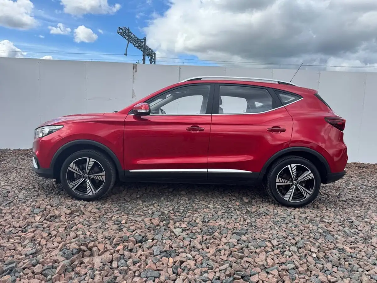 2020-mg-zs-suv-e-exclusive-ev-big-8