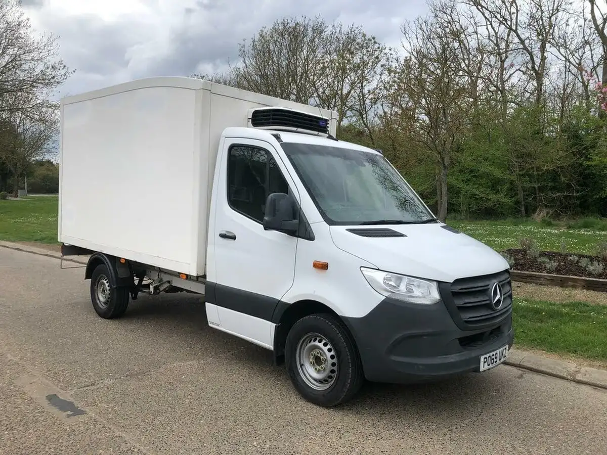 2019-mercedes-benz-sprinter-21cdi-314-l2h1-143pseu6b-chassis-cab-rwd-eco-gear-360-big-0