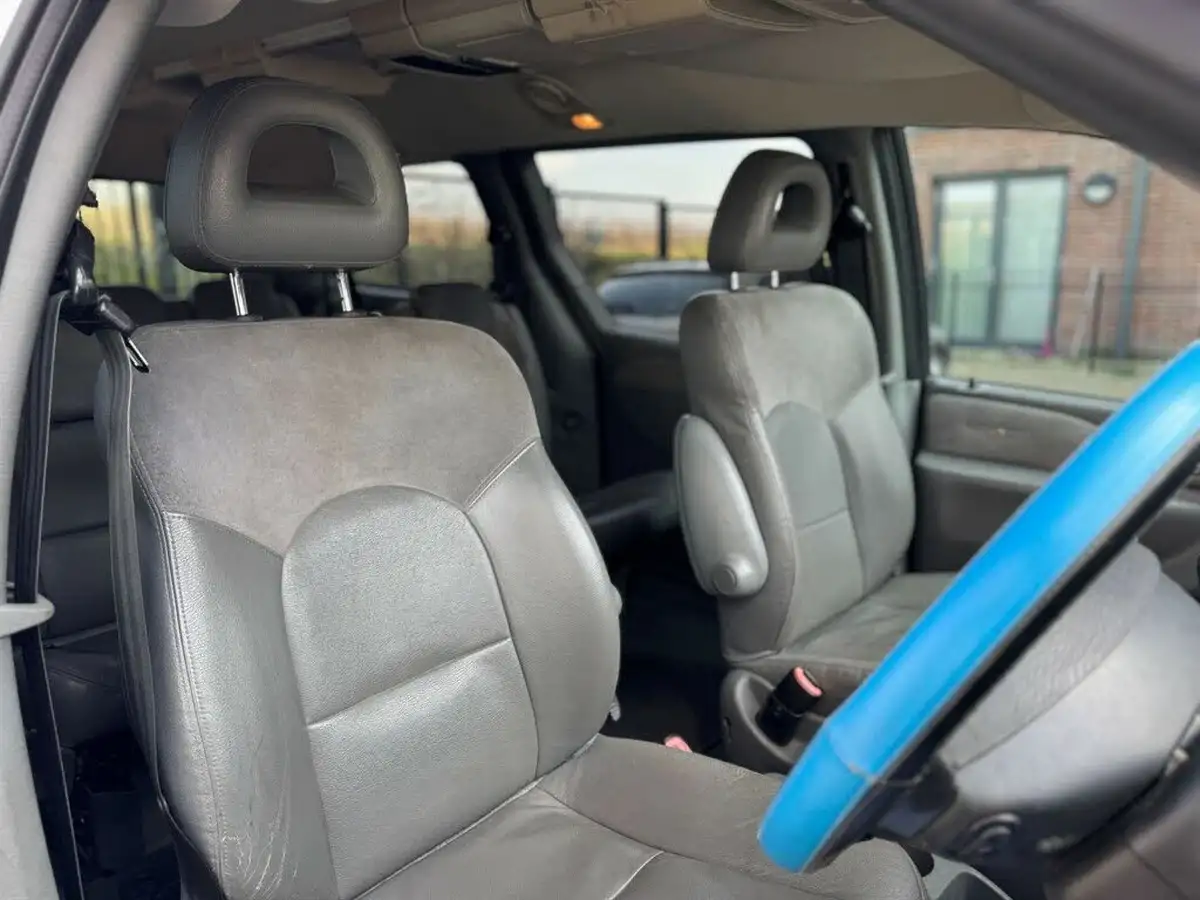 2006-chrysler-grand-voyager-33-limited-xs-big-11