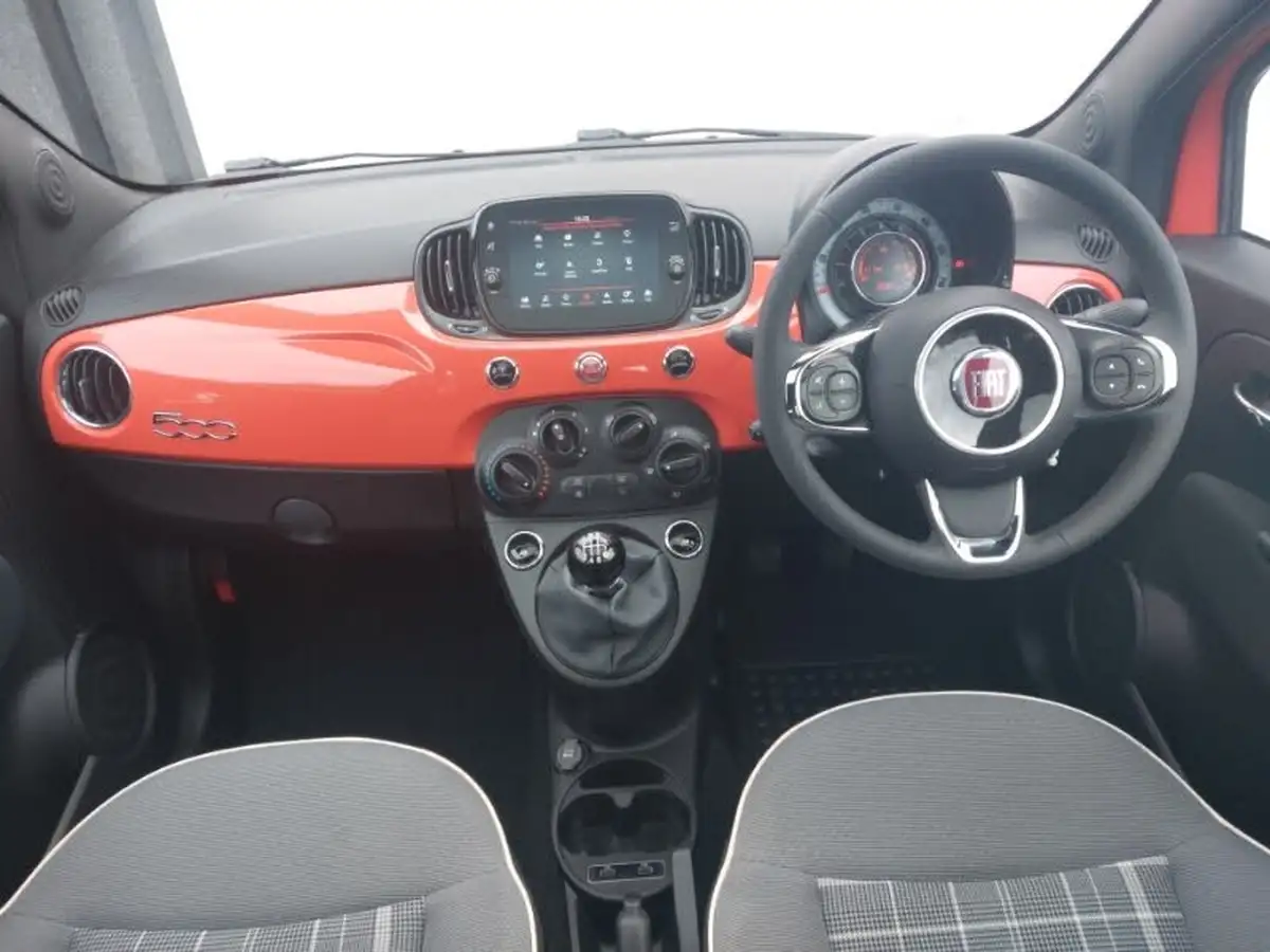 2020-fiat-500-10-lounge-big-2