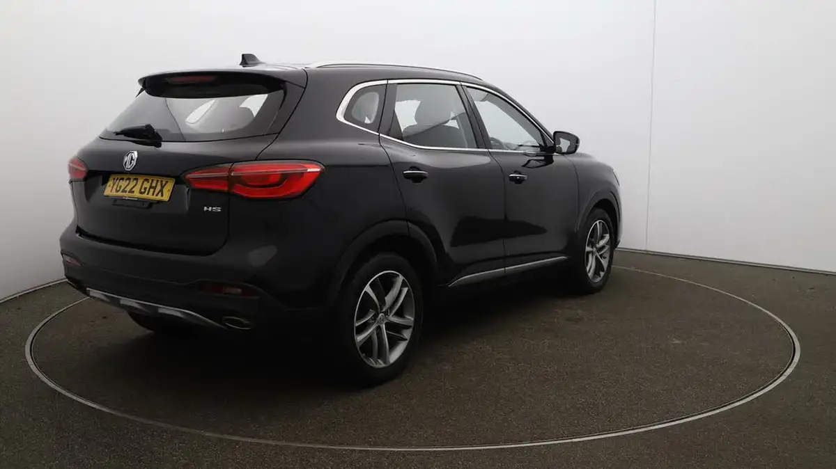2022-mg-hs-15t-gdi-excite-162ps-big-45