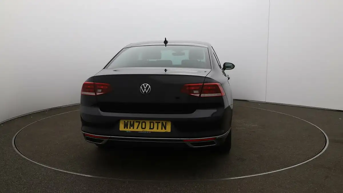 2021-volkswagen-passat-14-tsi-gte-saloon-4d-big-6