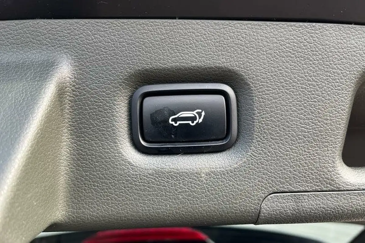 2023-hyundai-santa-fe-16-t-gdi-ultimate-265ps-4wd-phev-big-23