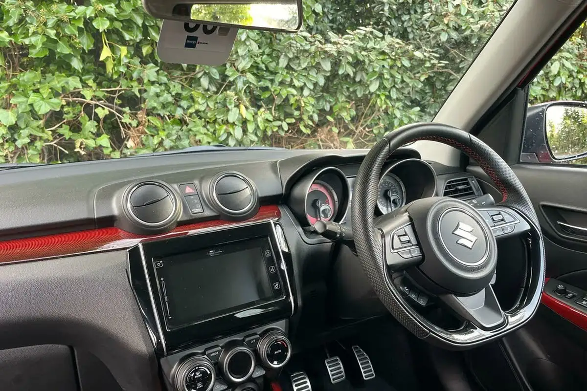 2021-suzuki-swift-14-boosterjet-sport-big-4