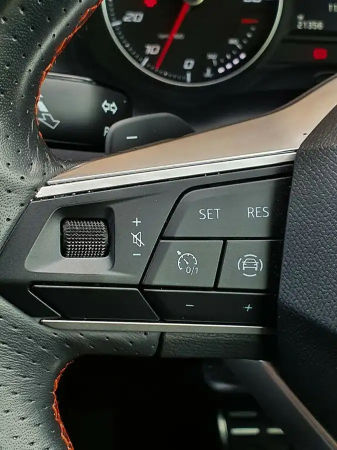 2022-seat-ateca-15-tsi-evo-fr-dsg-big-43