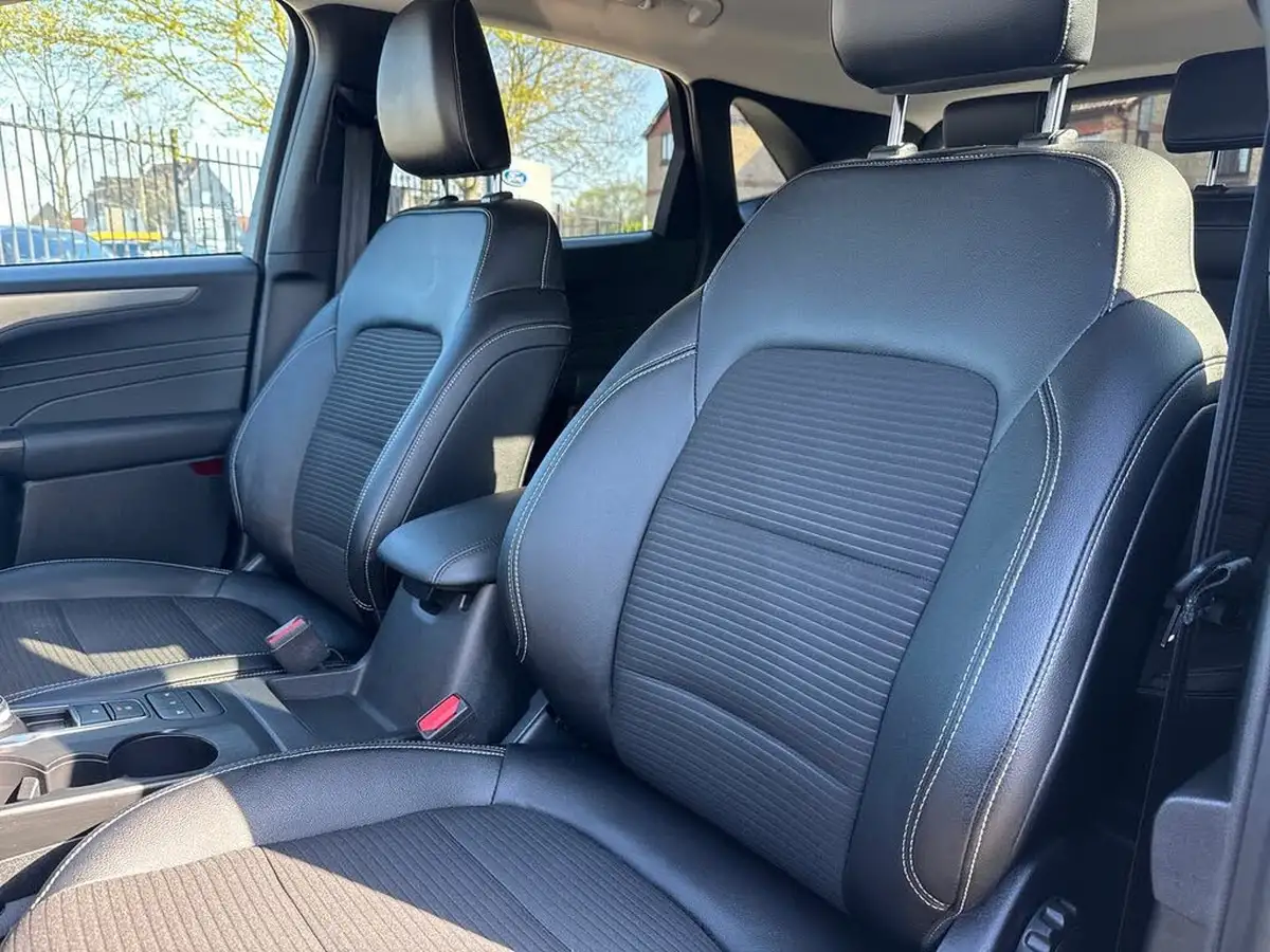 2022-ford-kuga-15-titanium-edition-auto-big-12