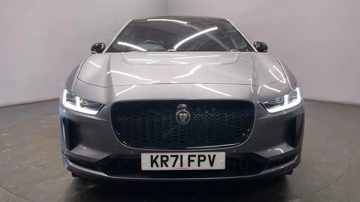 2021-jaguar-i-pace-ev400-black-big-9