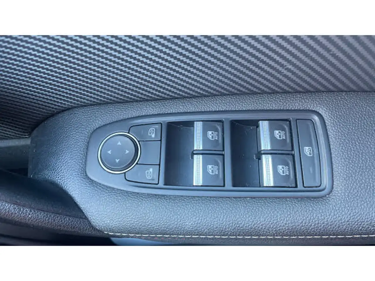 2022-renault-captur-13-tce-rs-line-big-24