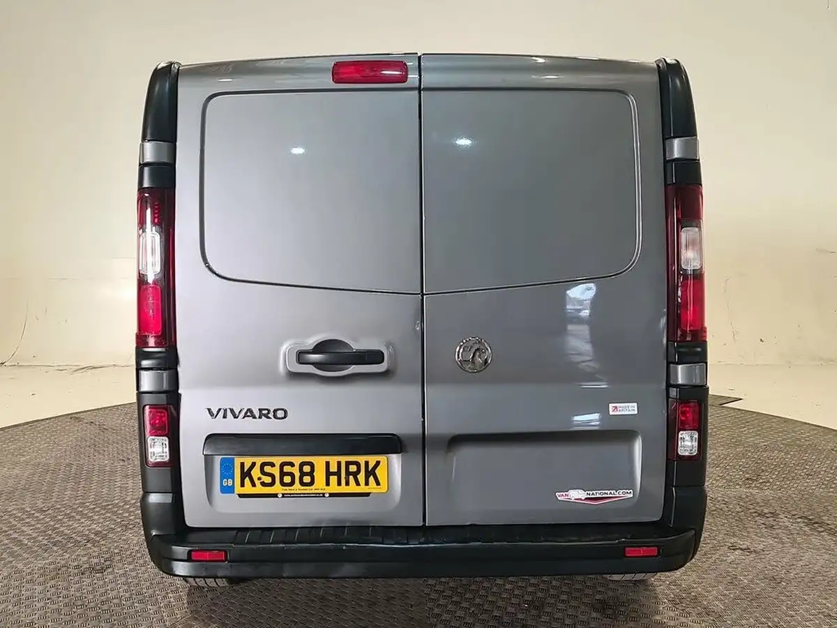 2018-vauxhall-vivaro-16cdti-2700-l1h1-120pseu6-big-14