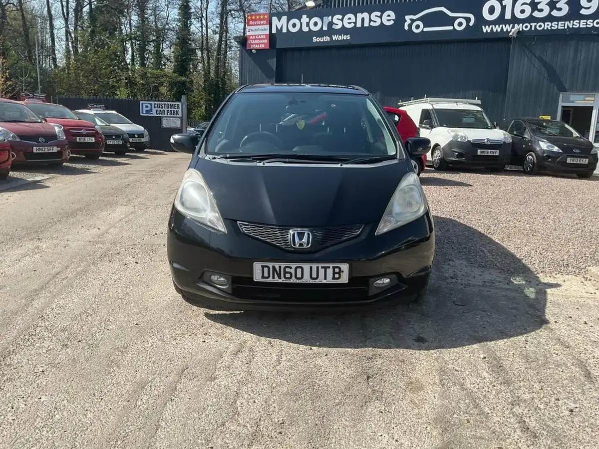 2010-honda-jazz-14-ex-big-45