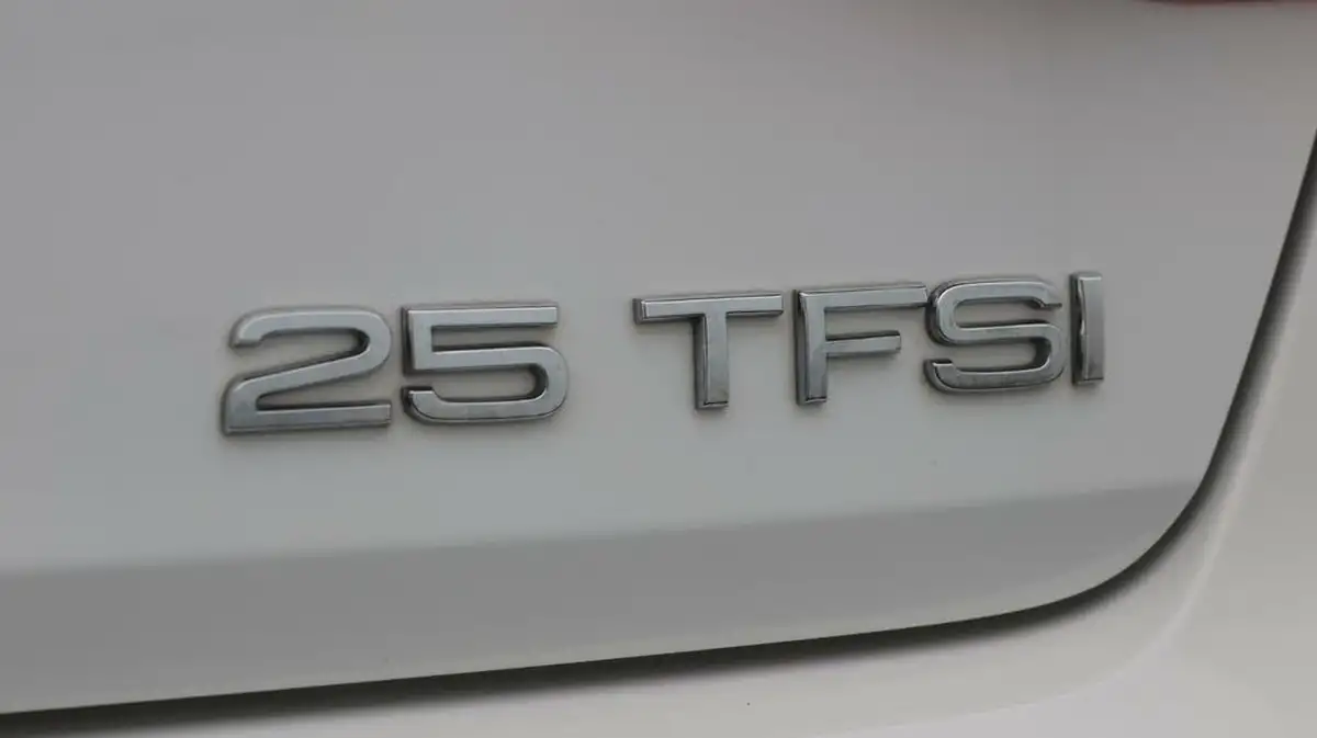 2022-audi-a1-10-25-tfsi-technik-s-tronic-big-21
