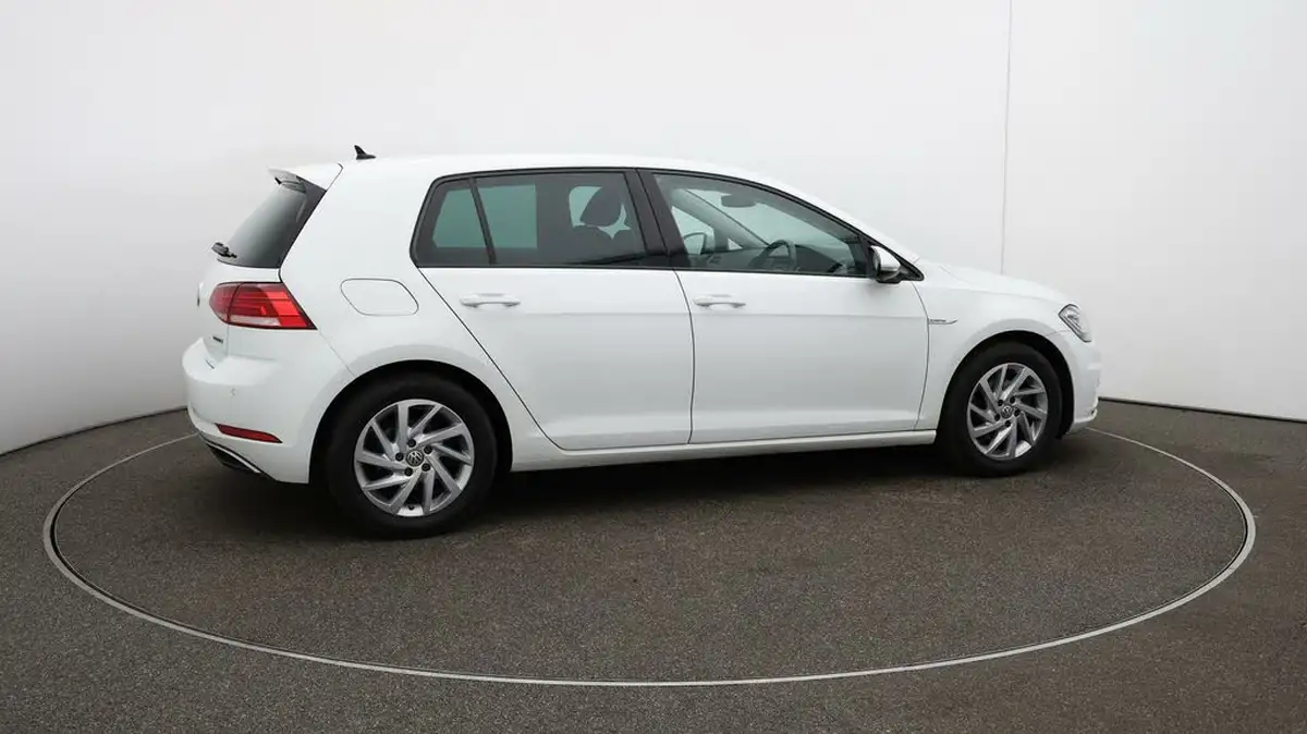 2020-volkswagen-golf-15-tsi-match-edition-130ps-hatchback-big-45