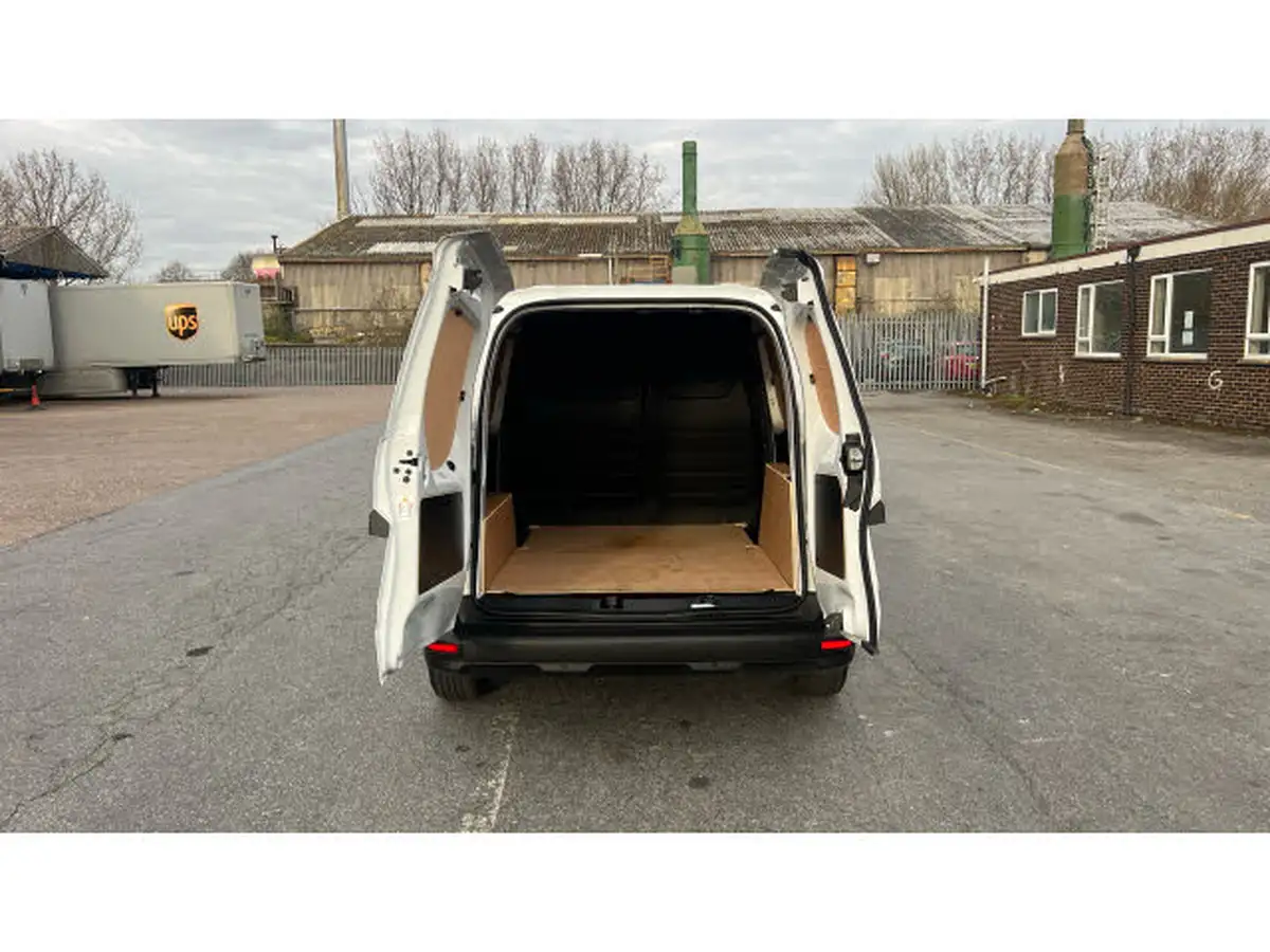 2023-renault-kangoo-15dci-ml19-95-advance-big-2