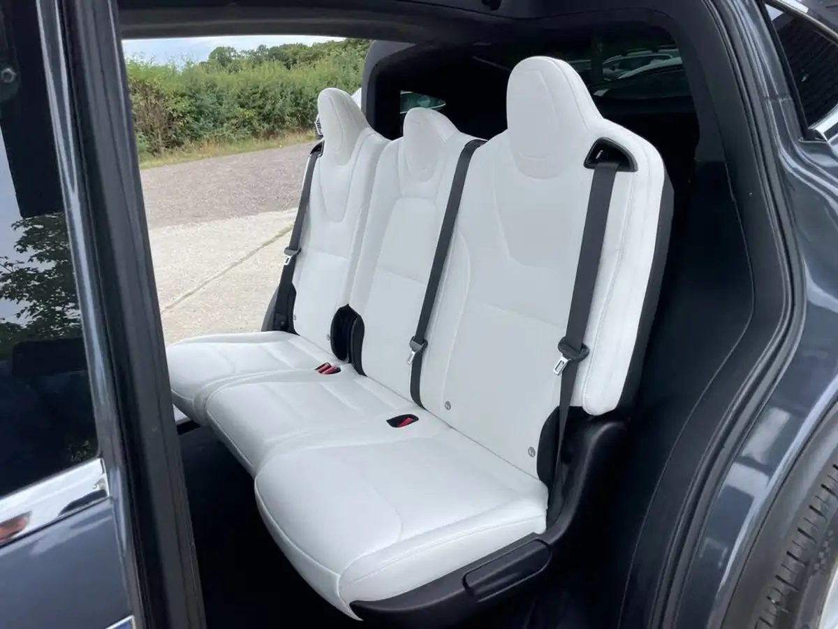 2020-tesla-model-x-e-long-range-big-8
