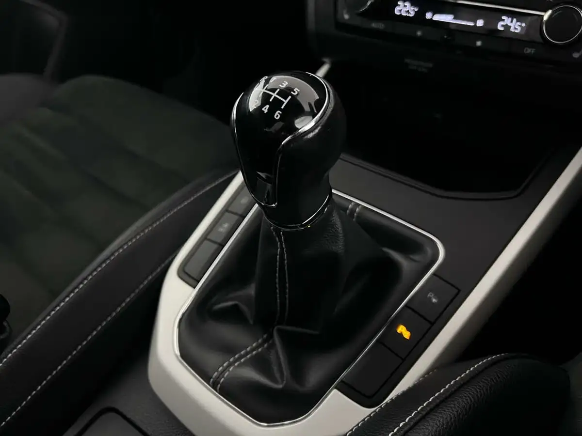 2021-seat-arona-10-tsi-xcellence-lux-110ps-big-26