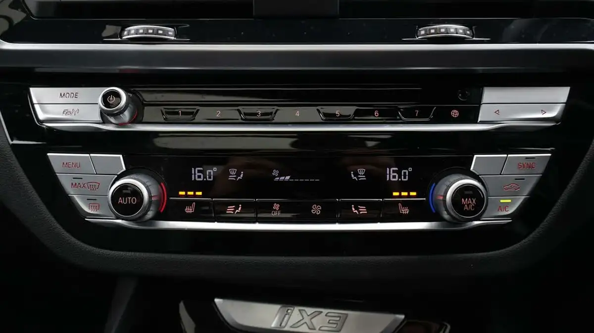 2021-bmw-ix3-e-premier-edition-big-12