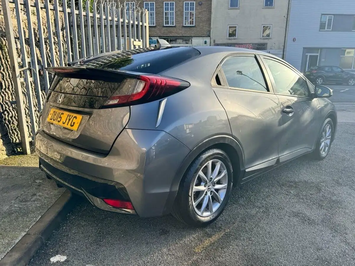 2015-honda-civic-14-s-1-cd-big-27