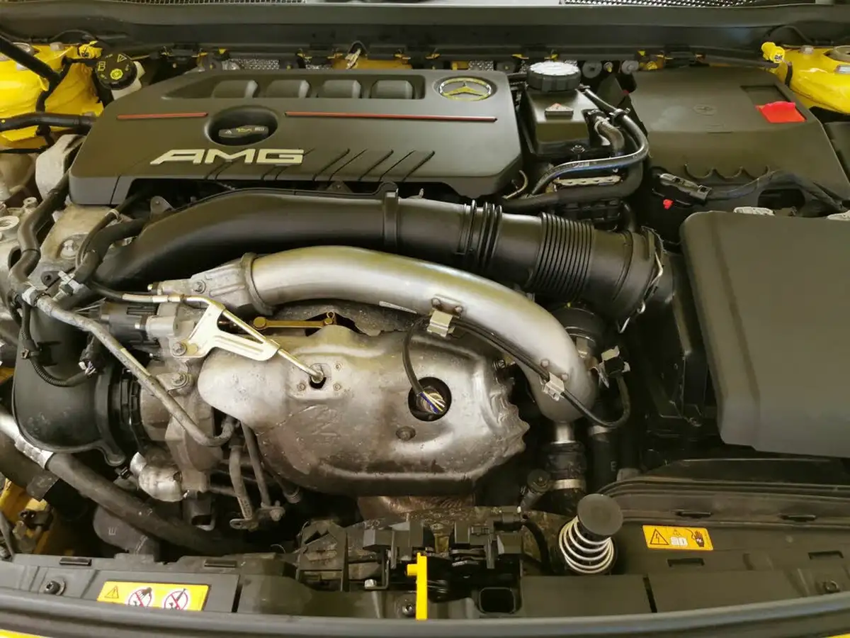 2019-mercedes-benz-a-class-20-a35-amg-premium-plus-hatchback-5d-big-32