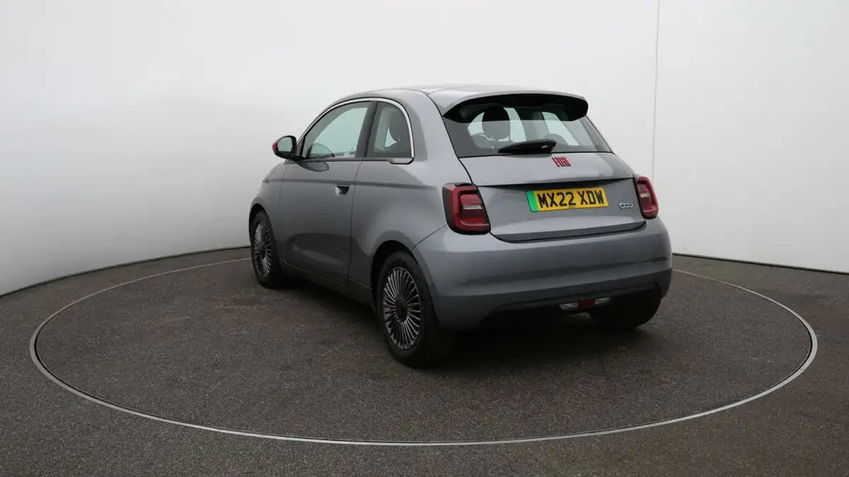 2022-fiat-500-e-red-93bhp-big-52