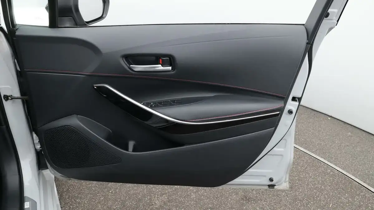 2023-toyota-corolla-18-vvt-i-gr-sport-138bhp-hatchback-big-15