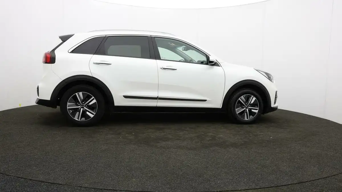 2021-kia-niro-16-gdi-phev-2-big-30