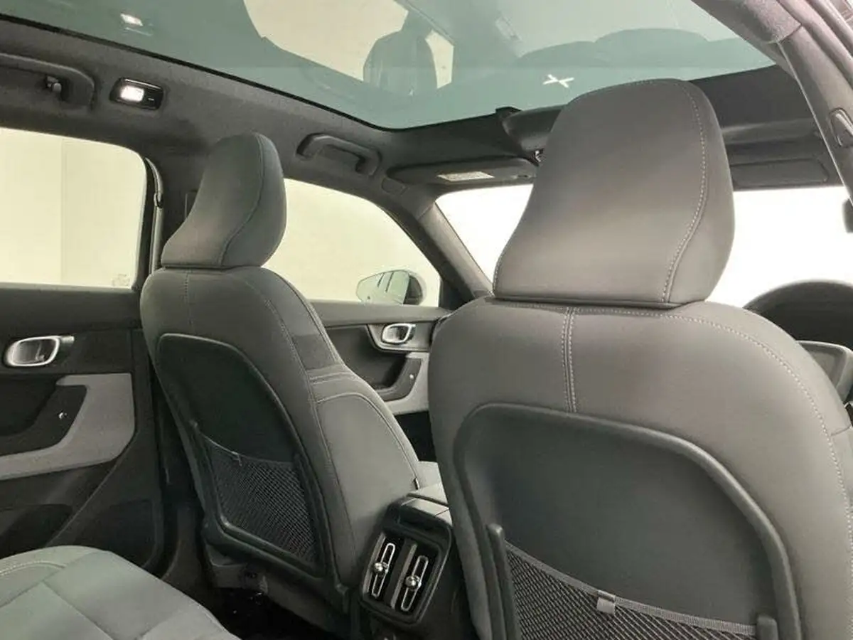 2020-polestar-polestar-2-e-ps2-big-11