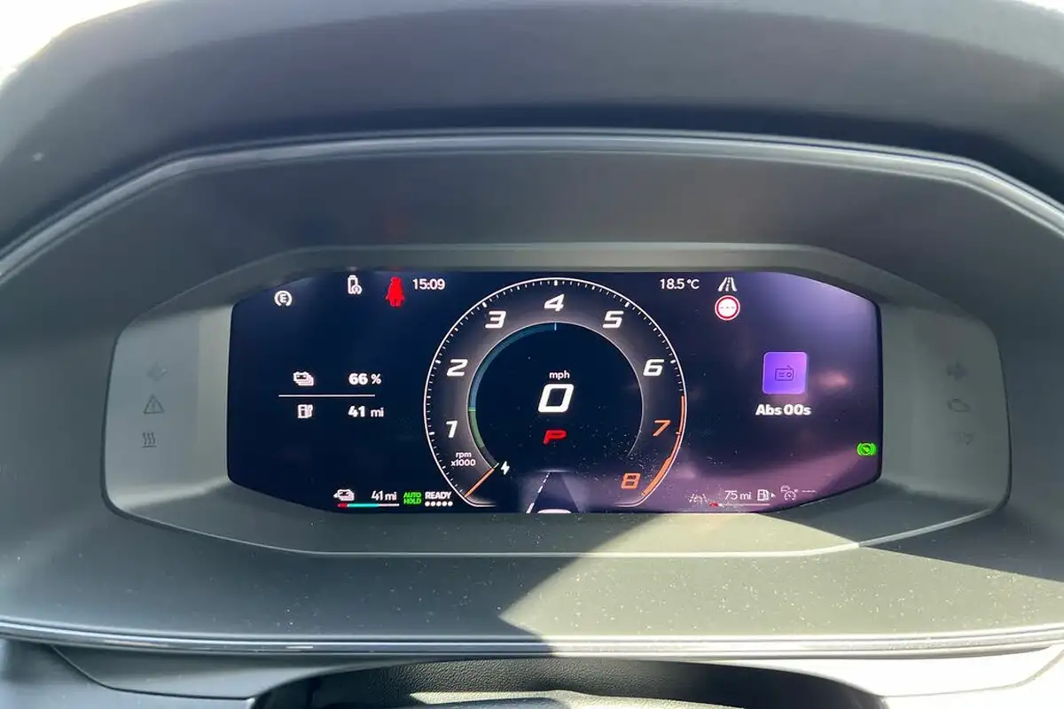2025-cupra-leon-nf-15-e-hybrid-v2-hatchback-big-26