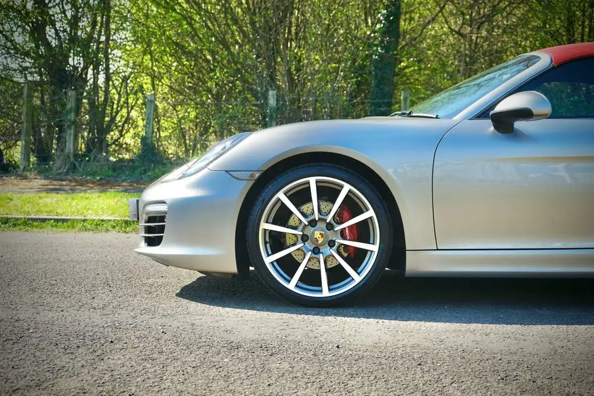 2012-porsche-boxster-27-pdk-big-40