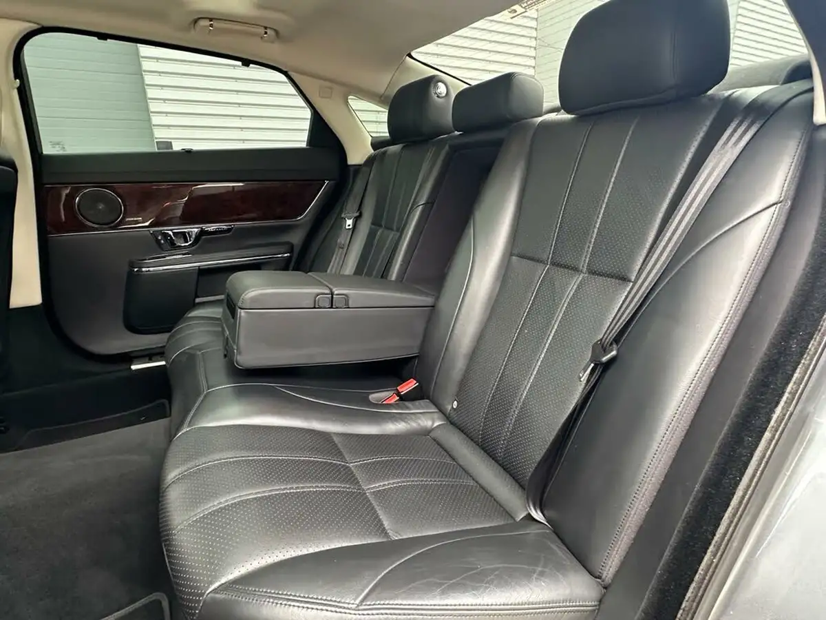 2014-jaguar-xj-series-30td-xj-premium-luxury-lwb-big-61