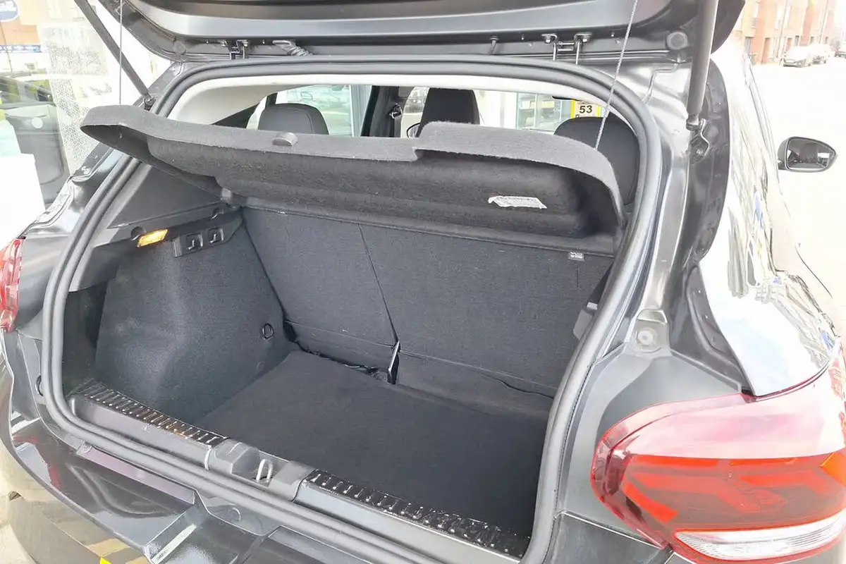 2021-dacia-sandero-10-tce-essential-90bhp-big-32