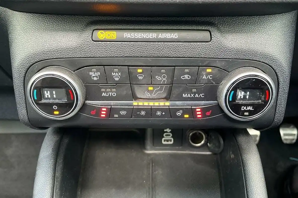 2022-ford-kuga-15t-st-line-x-edition-big-25