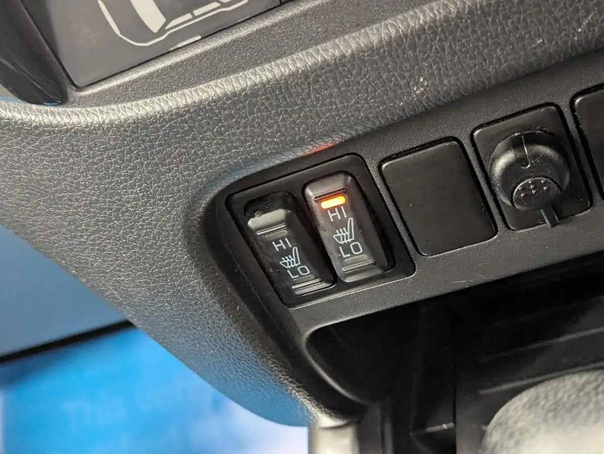 2015-mitsubishi-l200-24di-d-warrior-auto-big-27