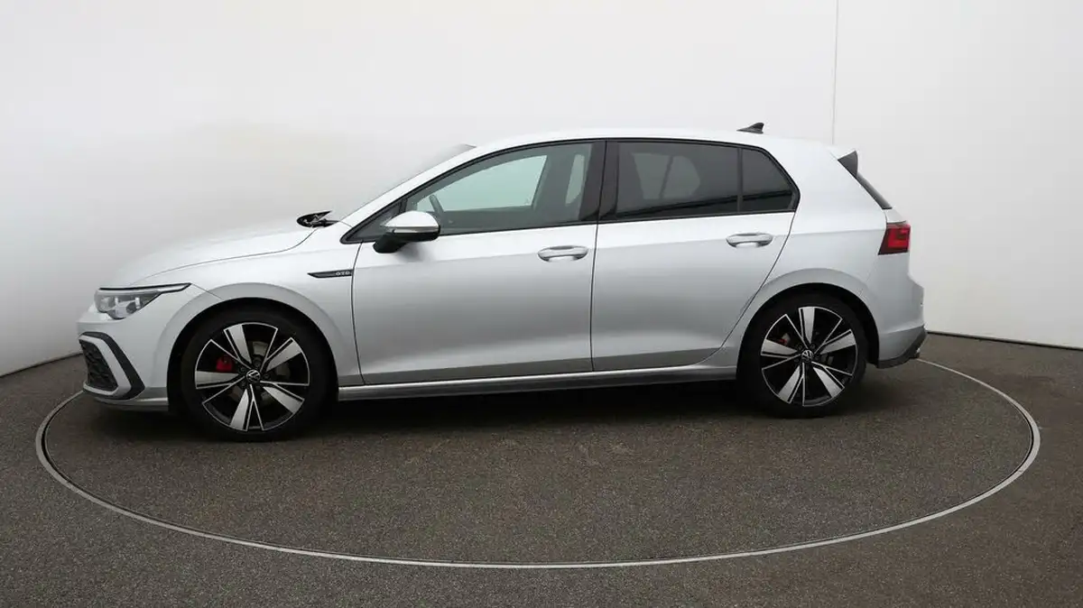 2023-volkswagen-golf-20tdi-gtd-big-4