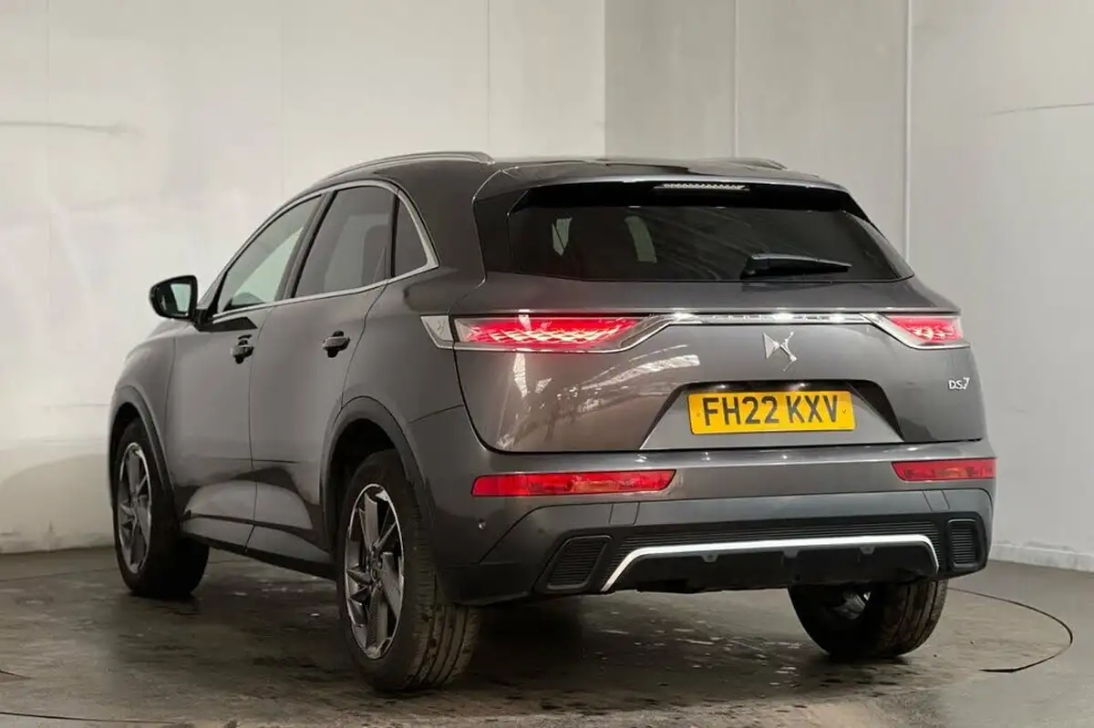 2022-ds-ds-7-crossback-15-bluehdi-rivoli-big-19