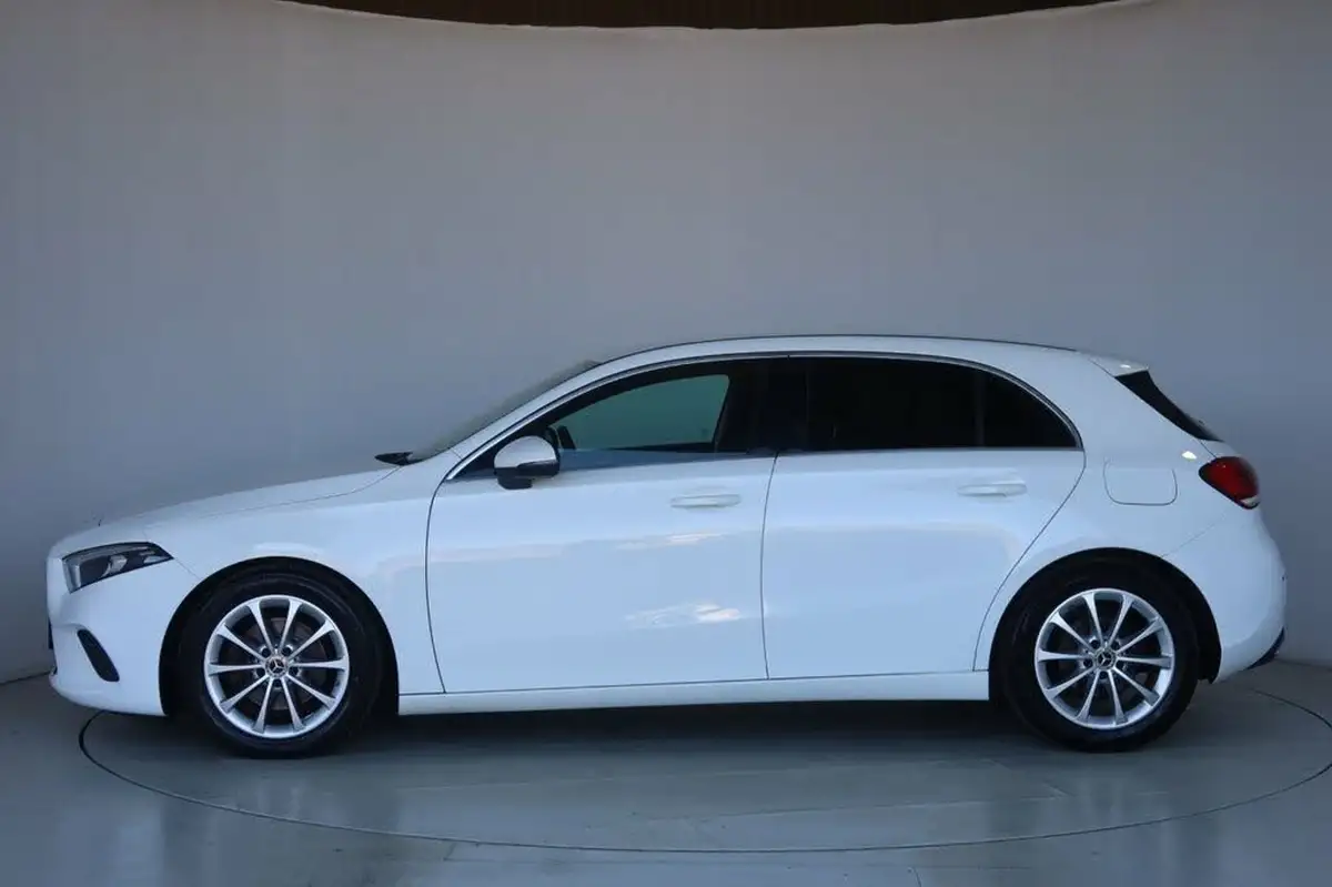 2019-mercedes-benz-a-class-20d-a200d-sport-hatchback-5d-big-11