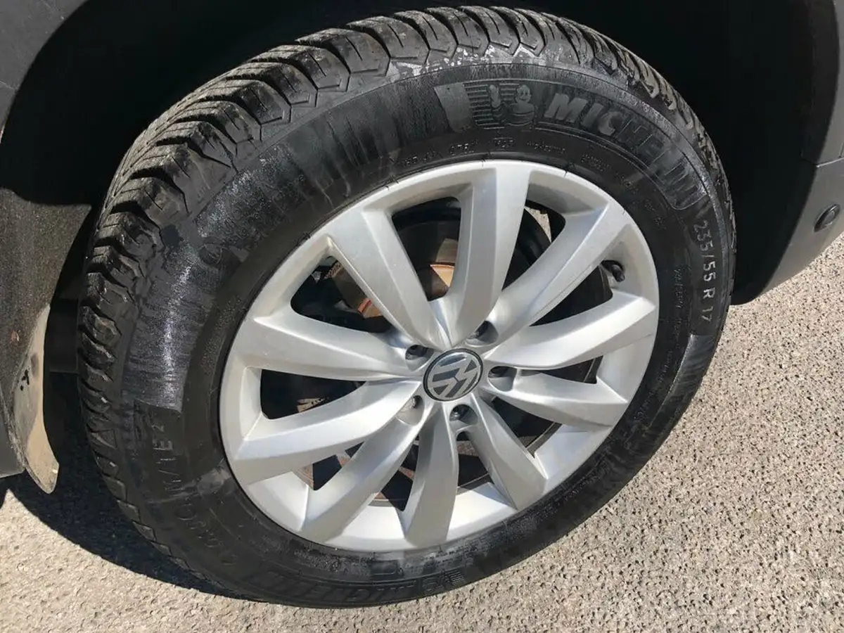 2014-volkswagen-tiguan-20tdi-match-140ps-4wd-bluemotion-tech-dsg-big-13