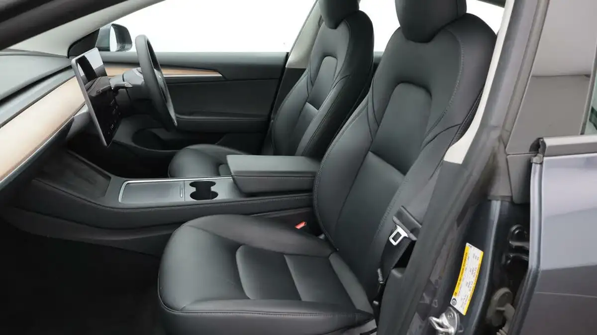 2021-tesla-model-3-e-long-range-awd-big-14