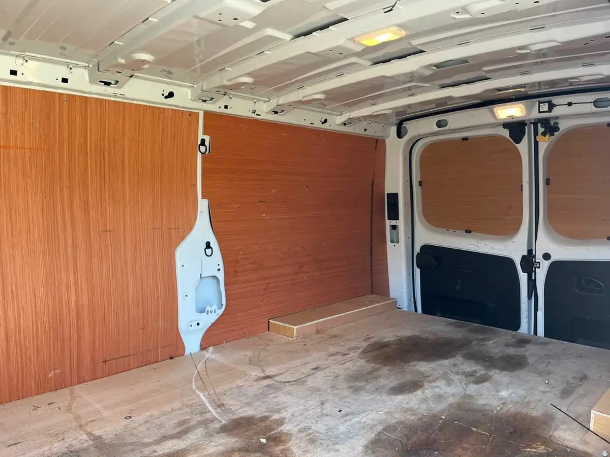 2022-renault-trafic-20dci-ll30-170-sport-panel-edc-auto-big-8
