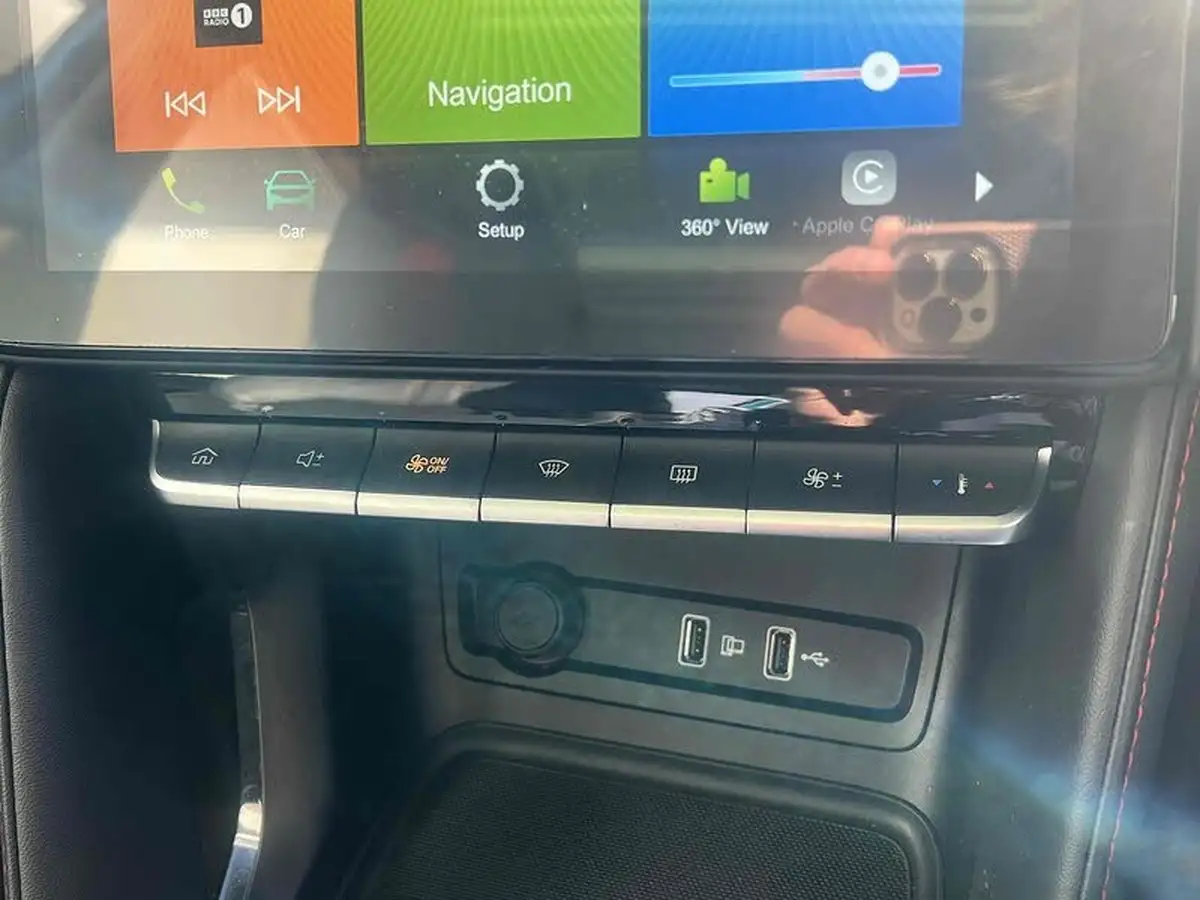 2021-mg-zs-suv-10t-gdi-exclusive-big-39