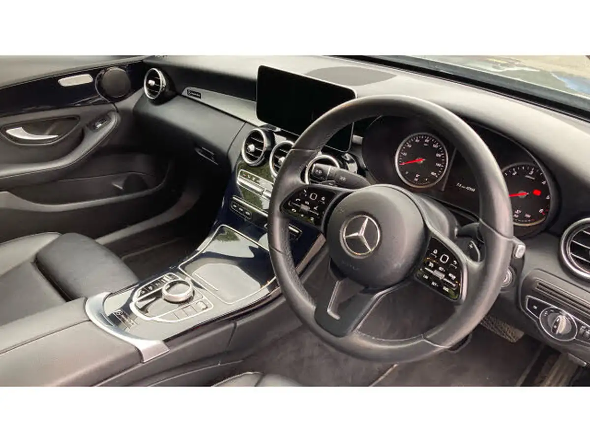 2019-mercedes-benz-c-class-20d-c220d-se-ss-saloon-4d-big-10