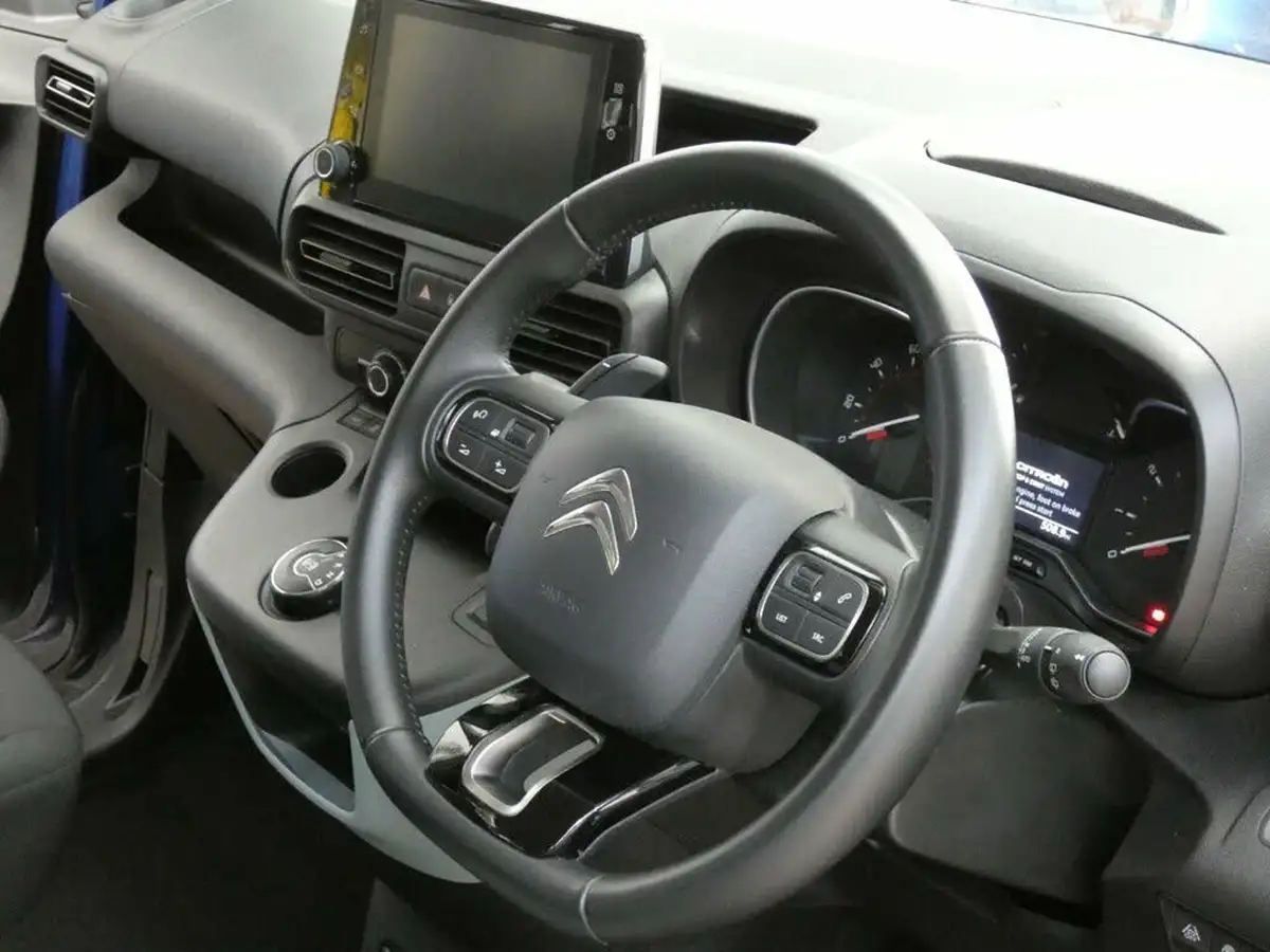 2019-citroen-berlingo-15bluehdi-flair-xl-size-130ps-eat8-big-26