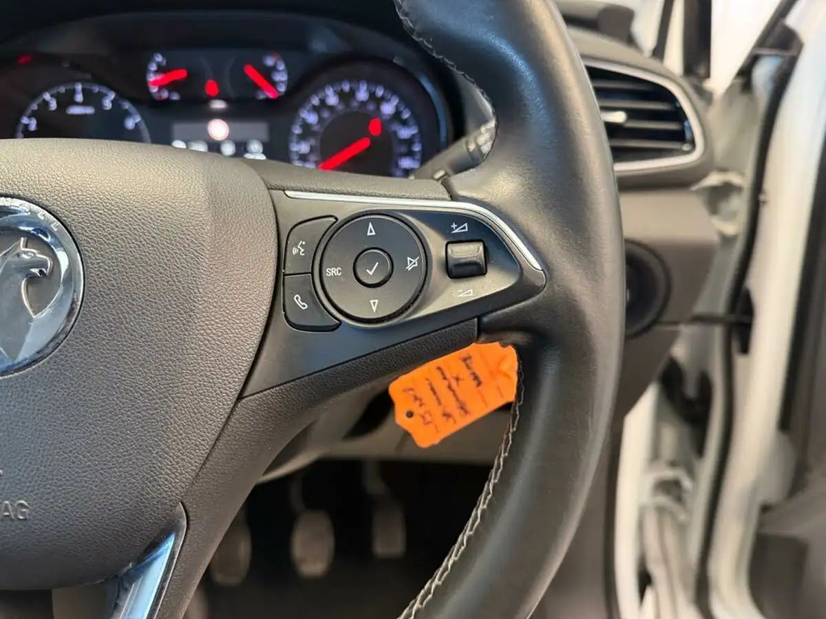 2018-vauxhall-grandland-x-12-se-130ps-big-15