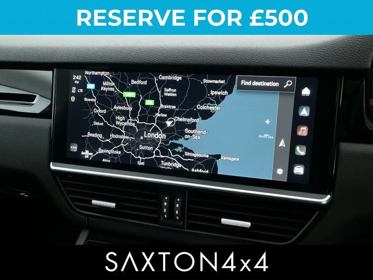 2022-porsche-cayenne-30-v6-e-hybrid-station-wagon-big-17