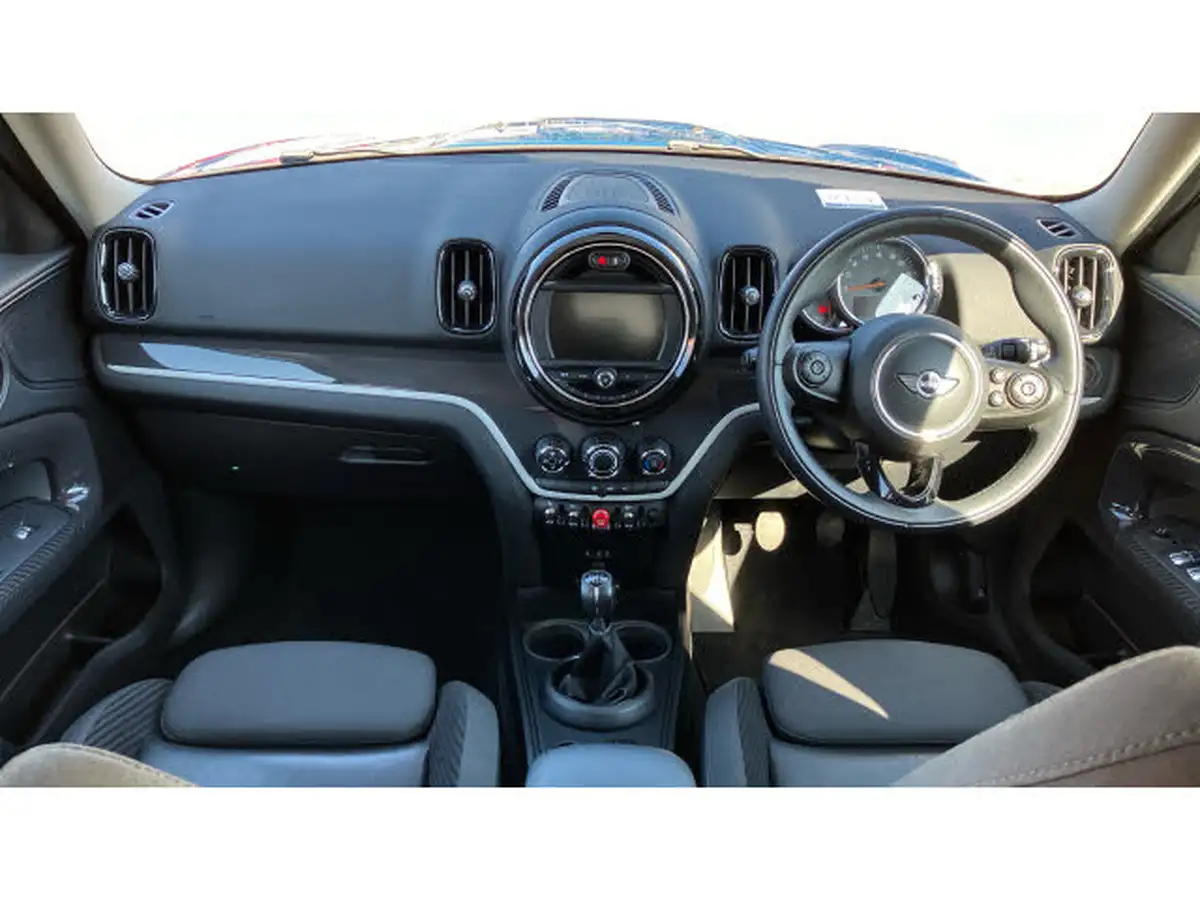 2017-mini-countryman-20-cooper-s-ss-all4-big-9